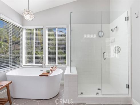 25652  Nottingham  , Laguna Hills, CA