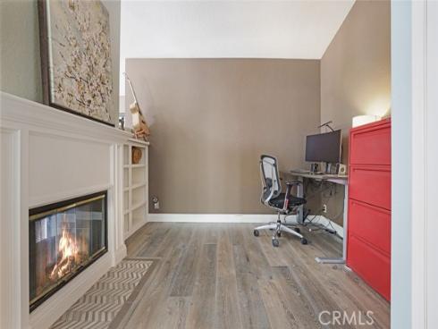 25652  Nottingham  , Laguna Hills, CA