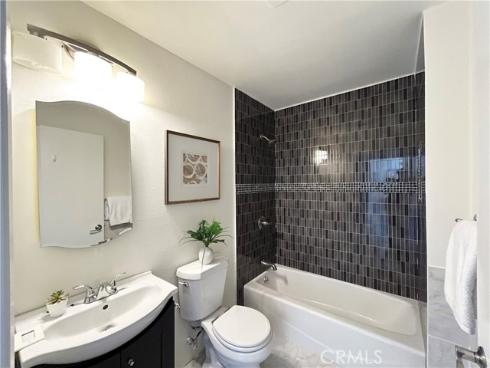 23271  Caminito Andreta  , Laguna Hills, CA