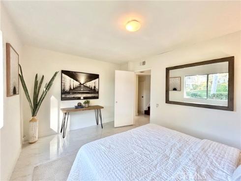 23271  Caminito Andreta  , Laguna Hills, CA