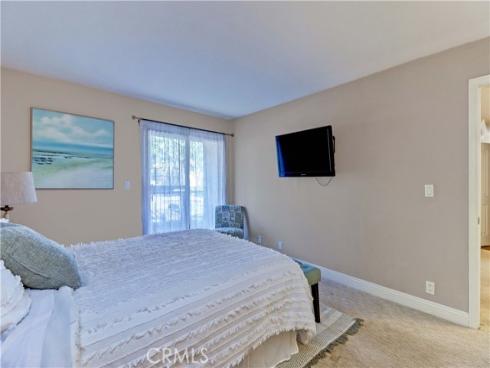 25541  Indian Hill  O , Laguna Hills, CA