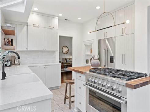 24882  Avenida Avalon  , Laguna Hills, CA