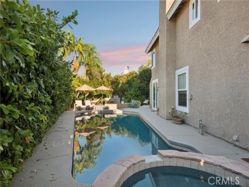 24882  Avenida Avalon  , Laguna Hills, CA