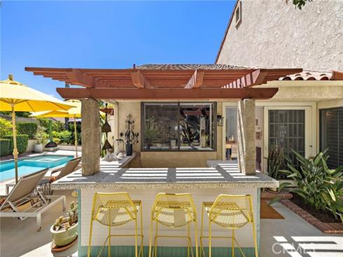 25962  Ernestine   Court, Laguna Hills, CA