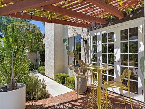 25962  Ernestine   Court, Laguna Hills, CA