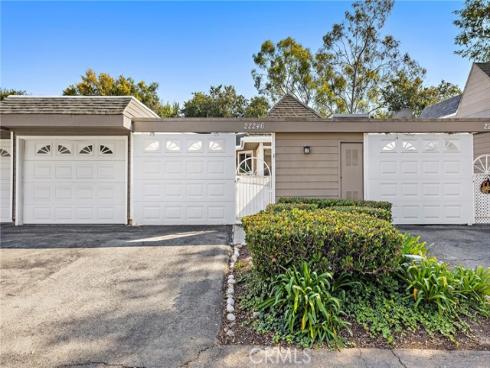 22246  Caminito Tasquillo  , Laguna Hills, CA