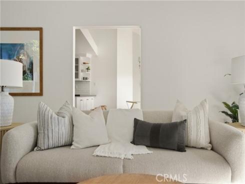 39  Carriage Hill   Lane, Laguna Hills, CA