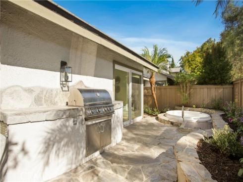 39  Carriage Hill   Lane, Laguna Hills, CA