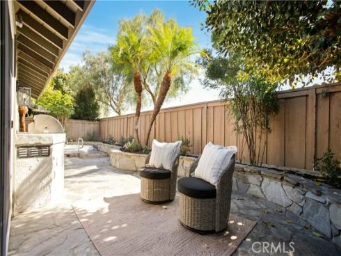 39  Carriage Hill   Lane, Laguna Hills, CA