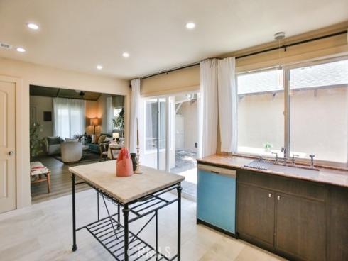 22861  Caminito Manresa  19 , Laguna Hills, CA