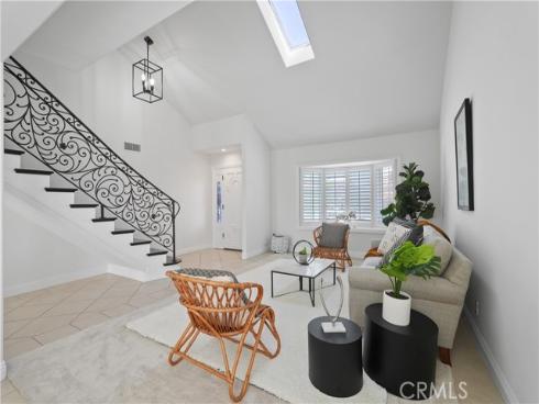 24952  Hendon  , Laguna Hills, CA