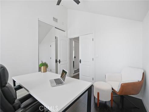 24952  Hendon  , Laguna Hills, CA