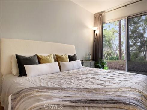 22081  Caminito Amor  , Laguna Hills, CA