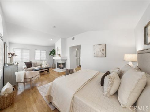 26792  Devonshire  , Laguna Hills, CA