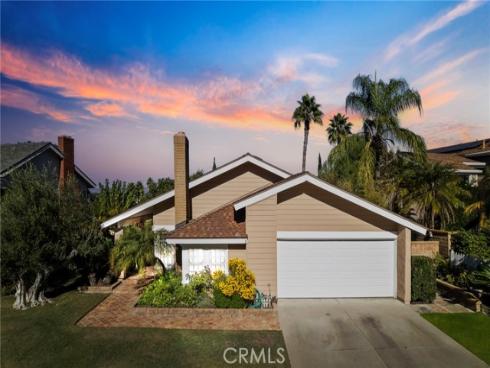 25556 La Mirada Street