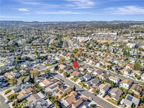 24955 Wells Fargo Drive, Laguna Hills, CA