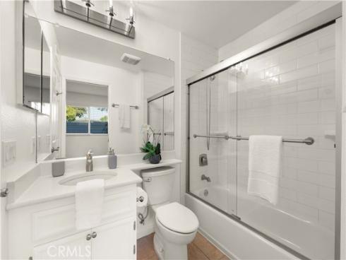 22225 Caminito Zaragoza , Laguna Hills, CA