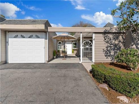 22225 Caminito Zaragoza , Laguna Hills, CA