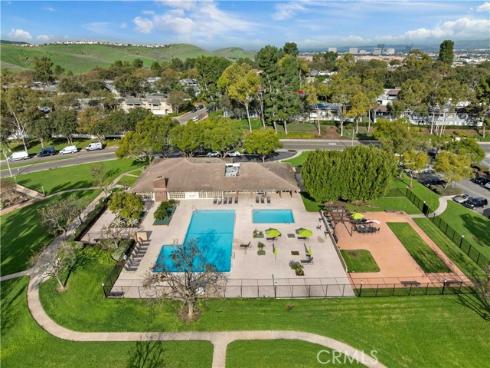 22225 Caminito Zaragoza , Laguna Hills, CA