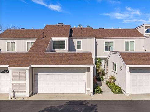 5 Robin Hill Ln , Laguna Hills, CA