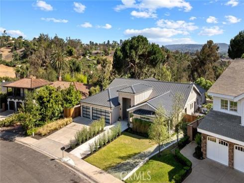 24852 Buckboard Lane, Laguna Hills, CA