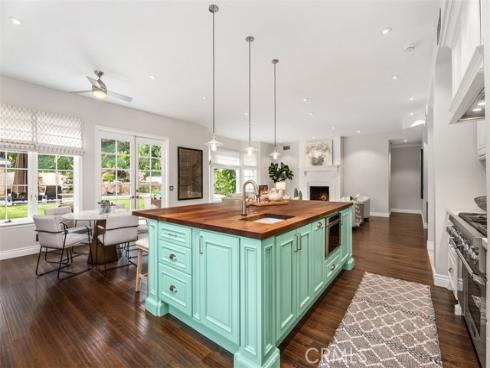 25582 Rapid Falls , Laguna Hills, CA