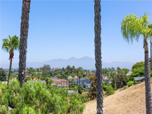 25191 Rockridge Road, Laguna Hills, CA