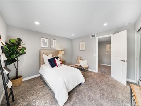 25242  Mawson  , Laguna Hills, CA