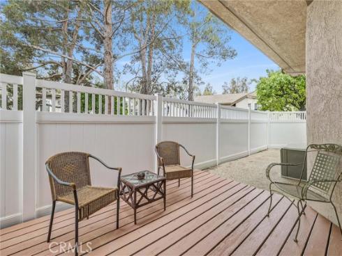 24378 Larchmont 67 Court, Laguna Hills, CA
