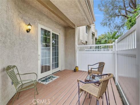 24378 Larchmont 67 Court, Laguna Hills, CA