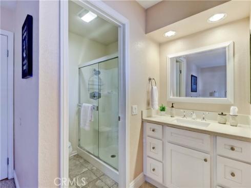 25541  Indian Hill  O , Laguna Hills, CA