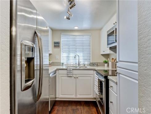 25541  Indian Hill  O , Laguna Hills, CA