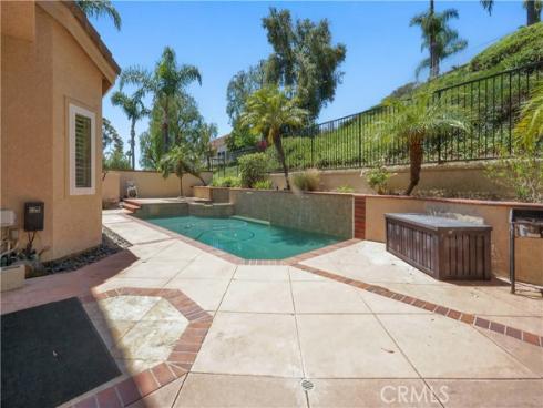 25792 Maple View Drive, Laguna Hills, CA