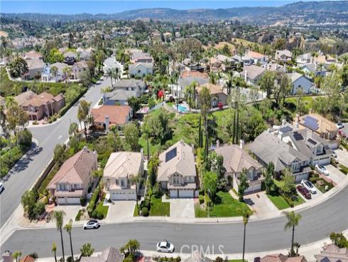 25792 Maple View Drive, Laguna Hills, CA