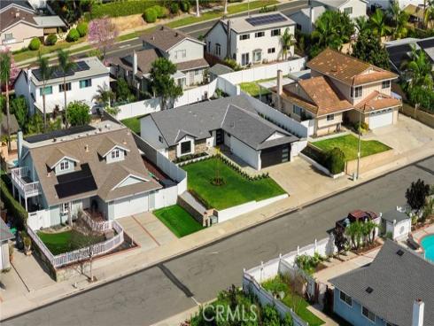 25078  Champlain   Road, Laguna Hills, CA