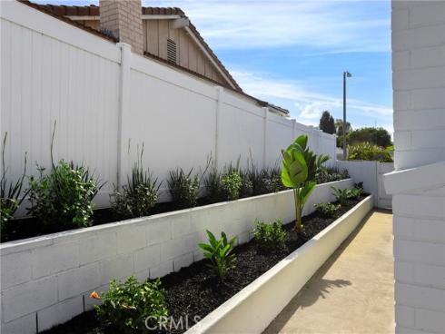 25078  Champlain   Road, Laguna Hills, CA