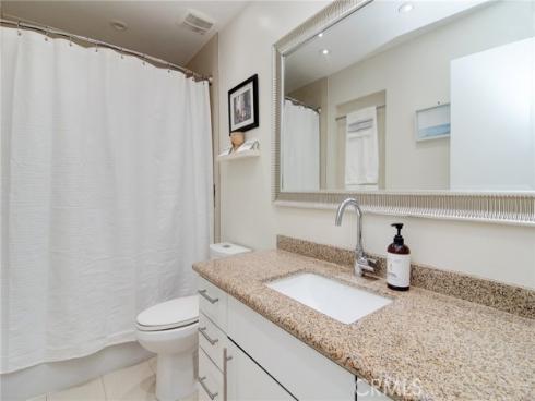 26571  Las Palmas  7 , Laguna Hills, CA