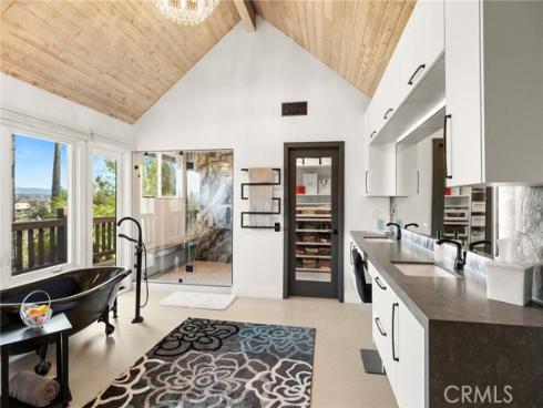 25491  Gallup   Circle, Laguna Hills, CA