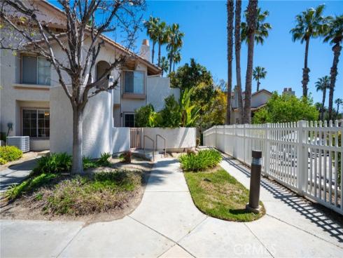 24352  Berrendo  4 , Laguna Hills, CA