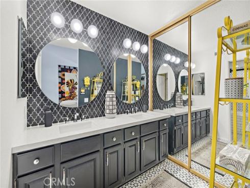 25962  Ernestine   Court, Laguna Hills, CA