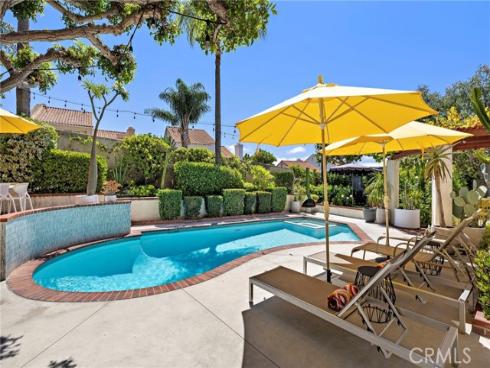25962  Ernestine   Court, Laguna Hills, CA