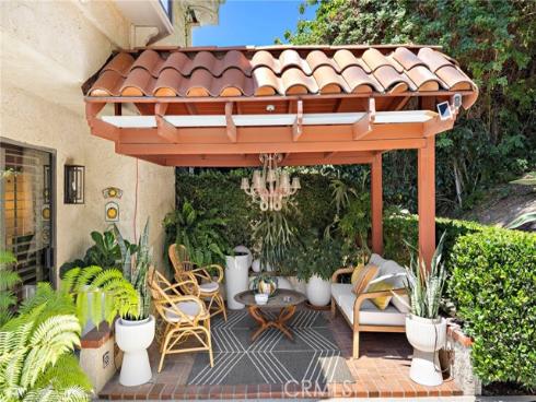 25962  Ernestine   Court, Laguna Hills, CA