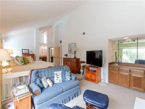 25521  Creek Drive  , Laguna Hills, CA