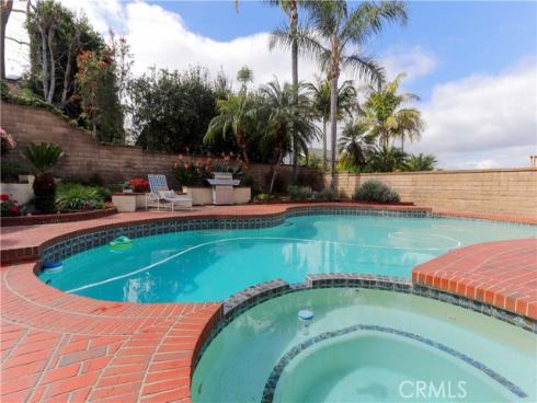25521  Creek Drive  , Laguna Hills, CA