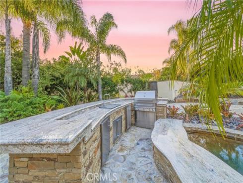 25101  Anvil   Circle, Laguna Hills, CA