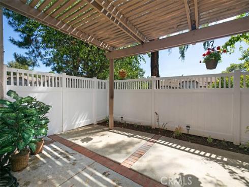 24392  Kingston  72  Court, Laguna Hills, CA