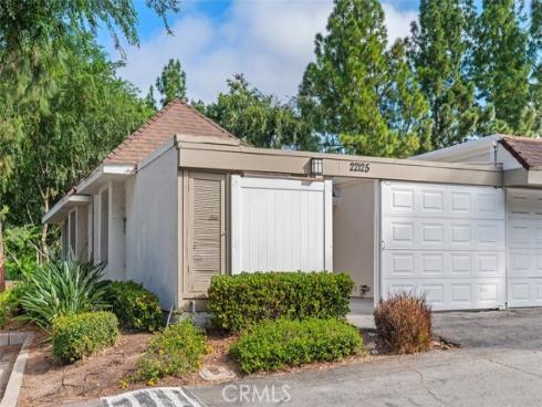 22125  Caminito Vino  , Laguna Hills, CA