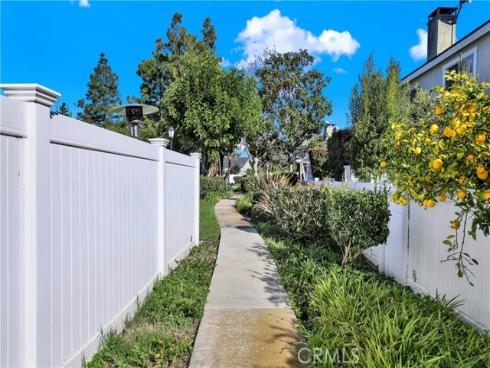 25061  Silverleaf  , Laguna Hills, CA