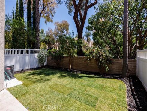 26201  Sunnyglen  212  Avenue, Laguna Hills, CA