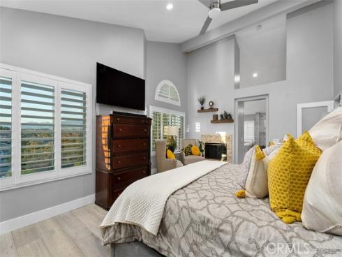 25881 Cedarbluff , Laguna Hills, CA